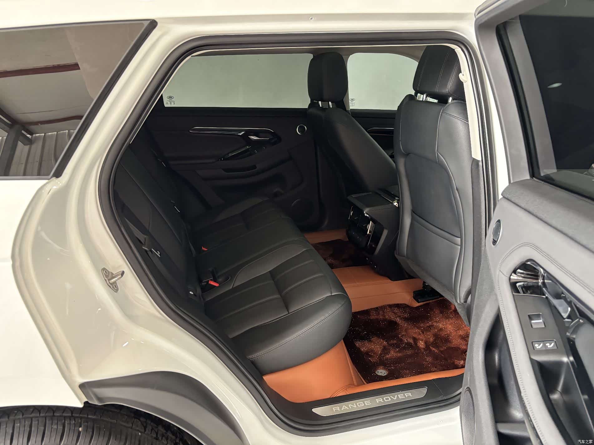Land Rover Range Rover, 2023 23
