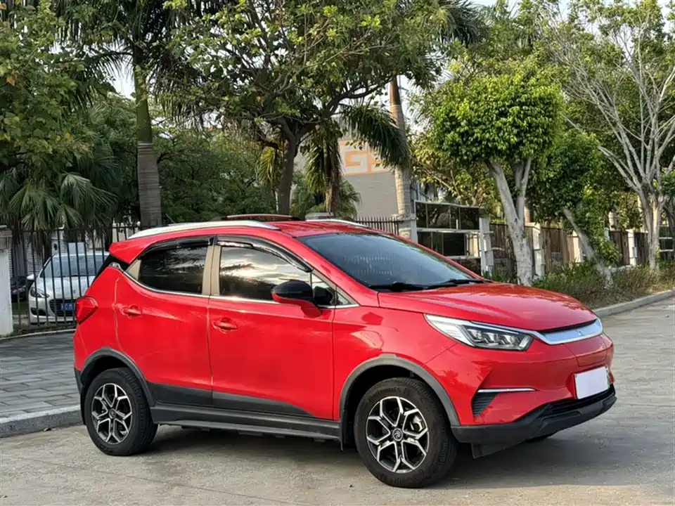BYD Yuan Pro BYD Yuan Pro