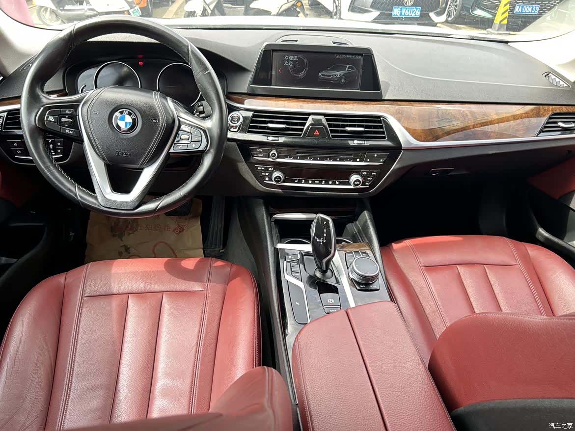 BMW 5 Series, 2018 8