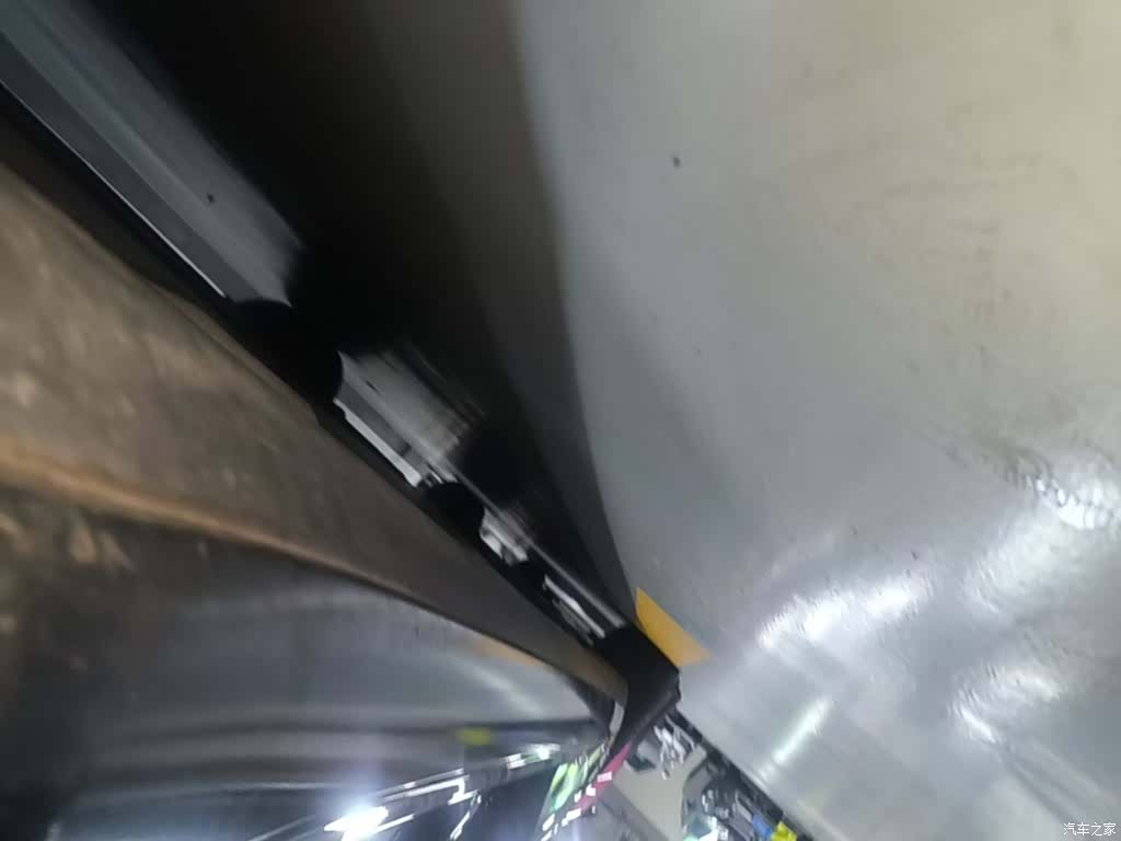 Tesla Model 3, 2024 21