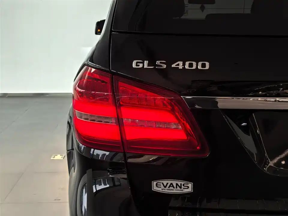 Mercedes-Benz GLS Mercedes-Benz GLS