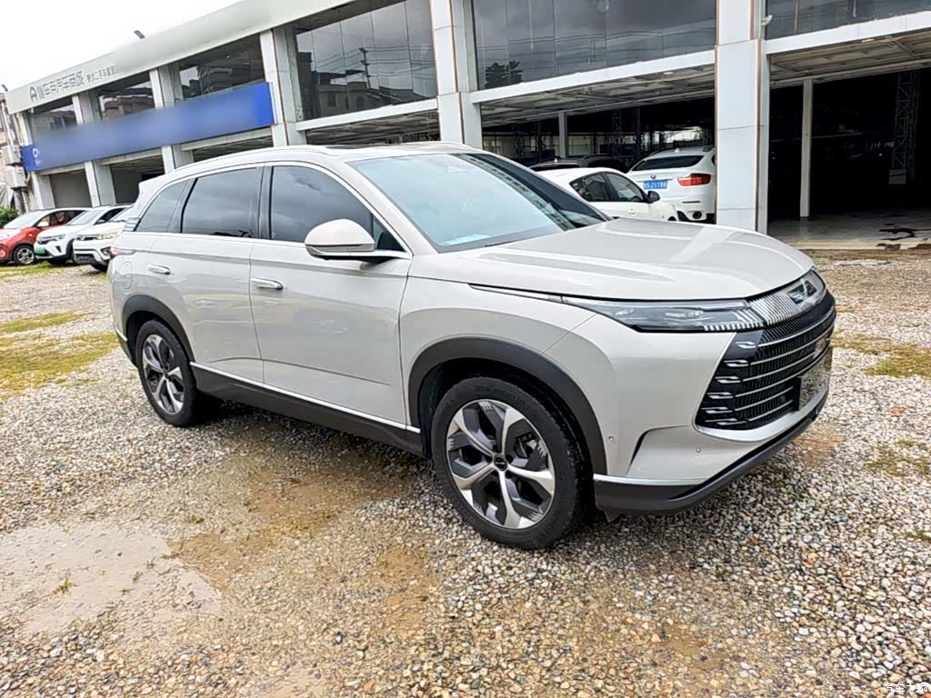 BYD 07, 2023 4