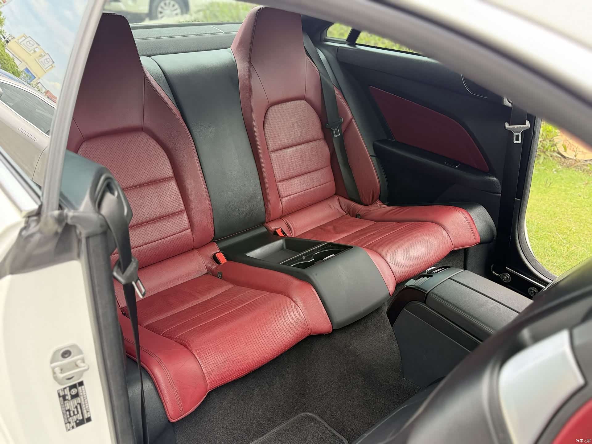 Mercedes-Benz E-Class, 2015 11