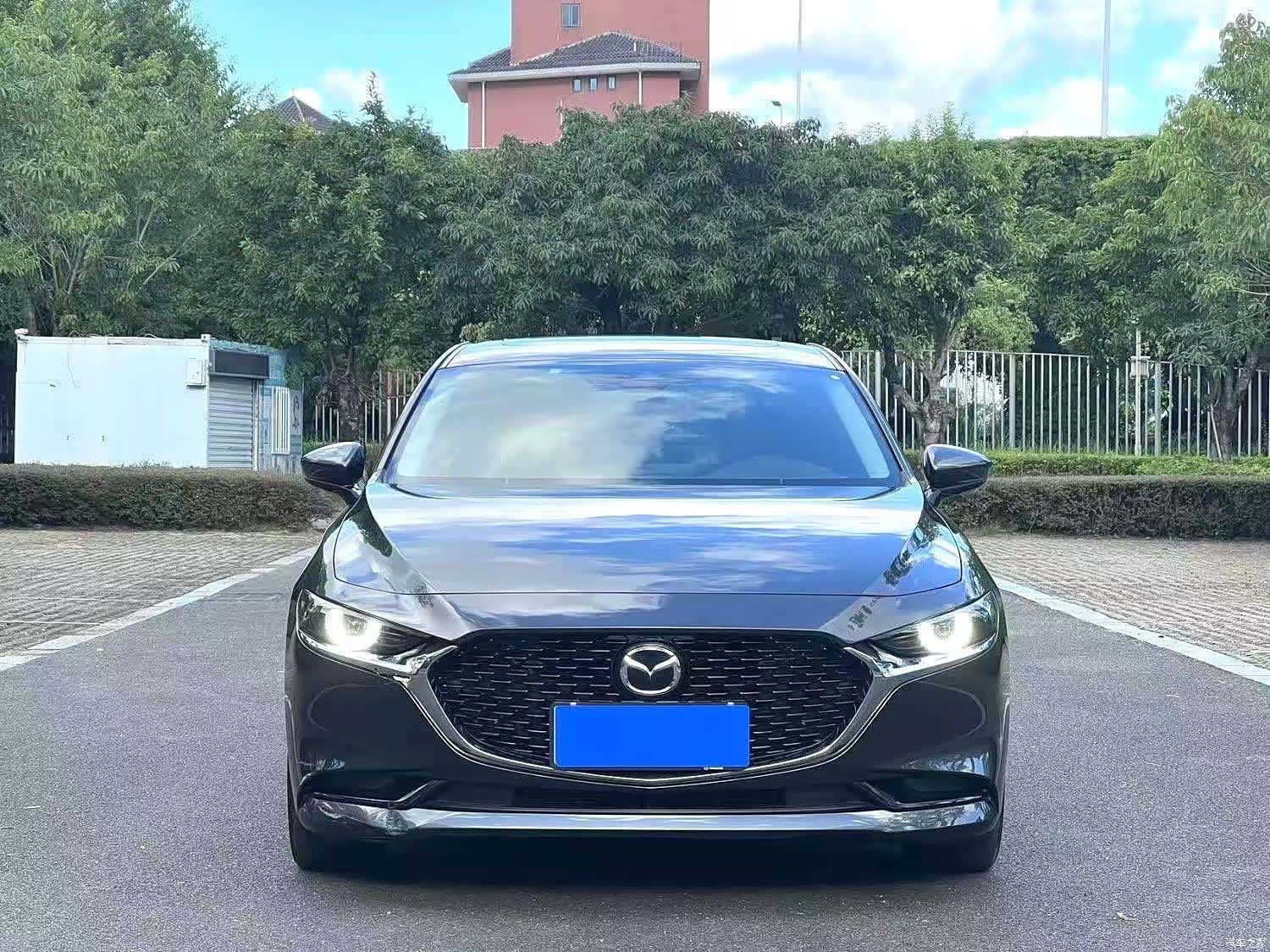Mazda Mazda3, 2022 11