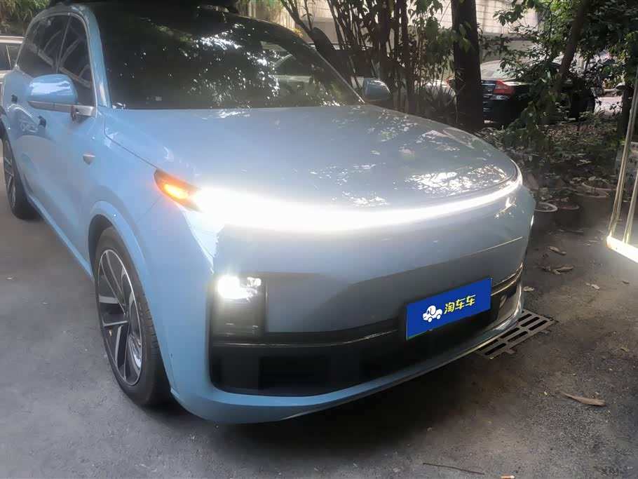 Li Auto Ideal L9