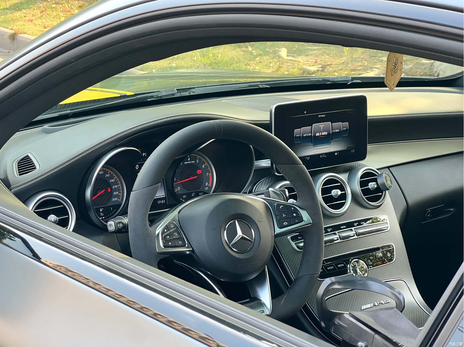 Mercedes-Benz C-Class, 2017 13