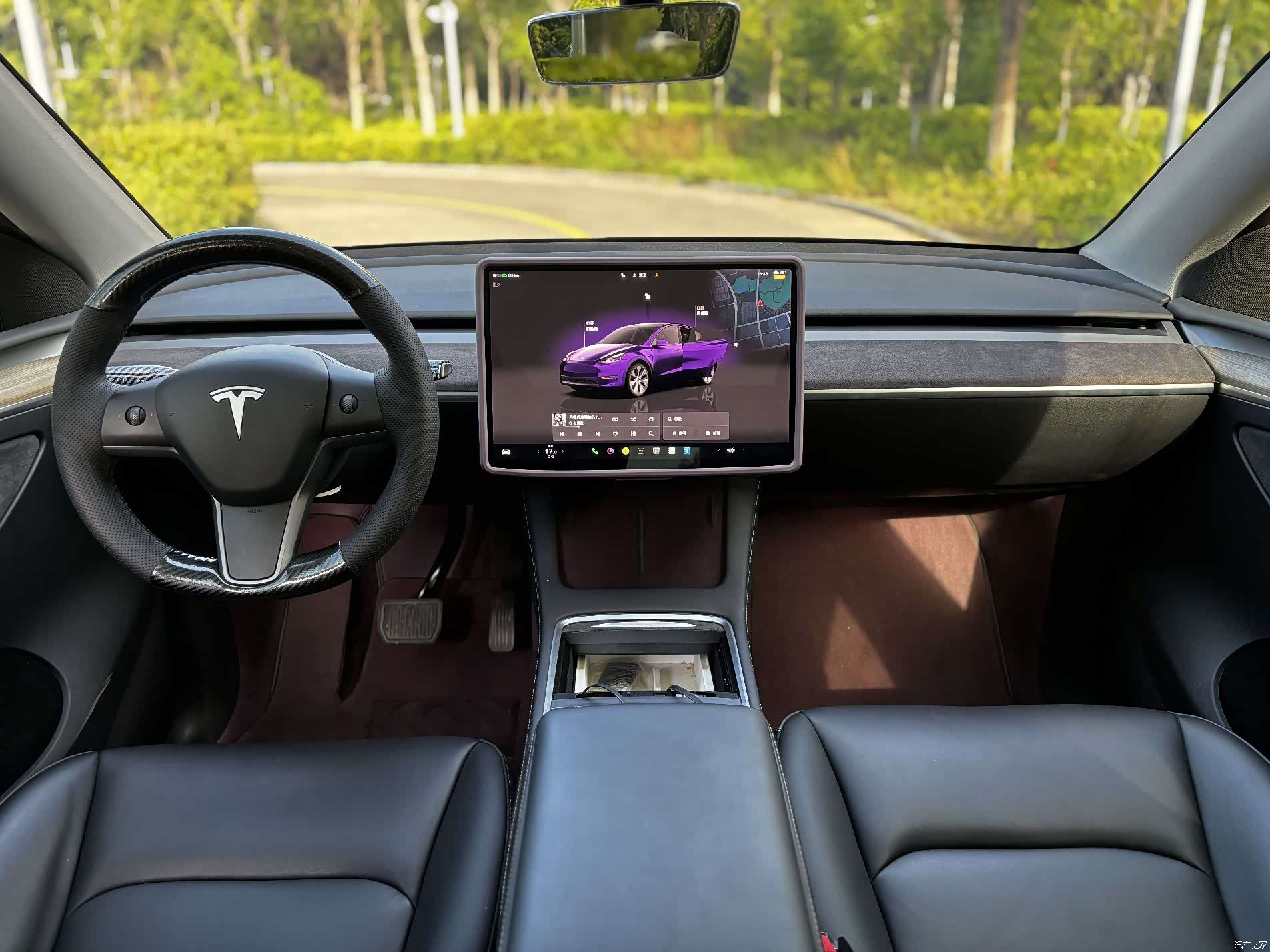 Tesla Model Y, 2023 все фото