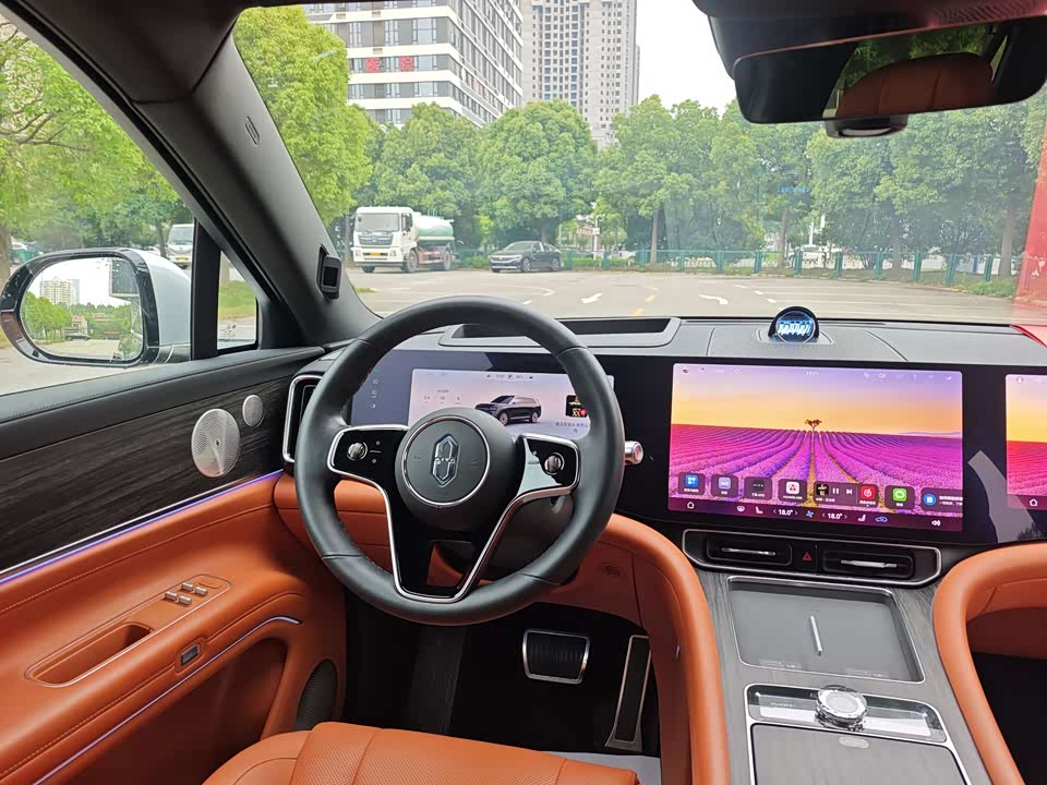 AITO Ask the world M9