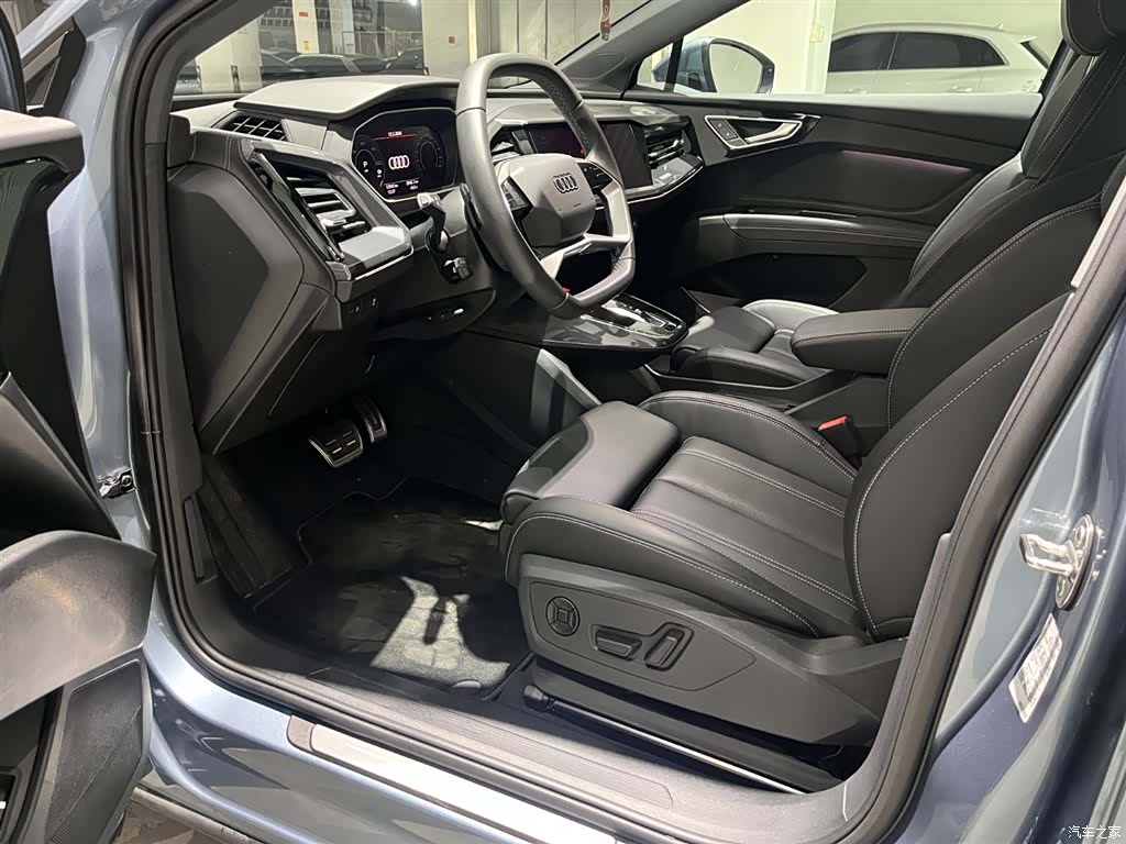 Audi Q4 e-tron, 2025 7