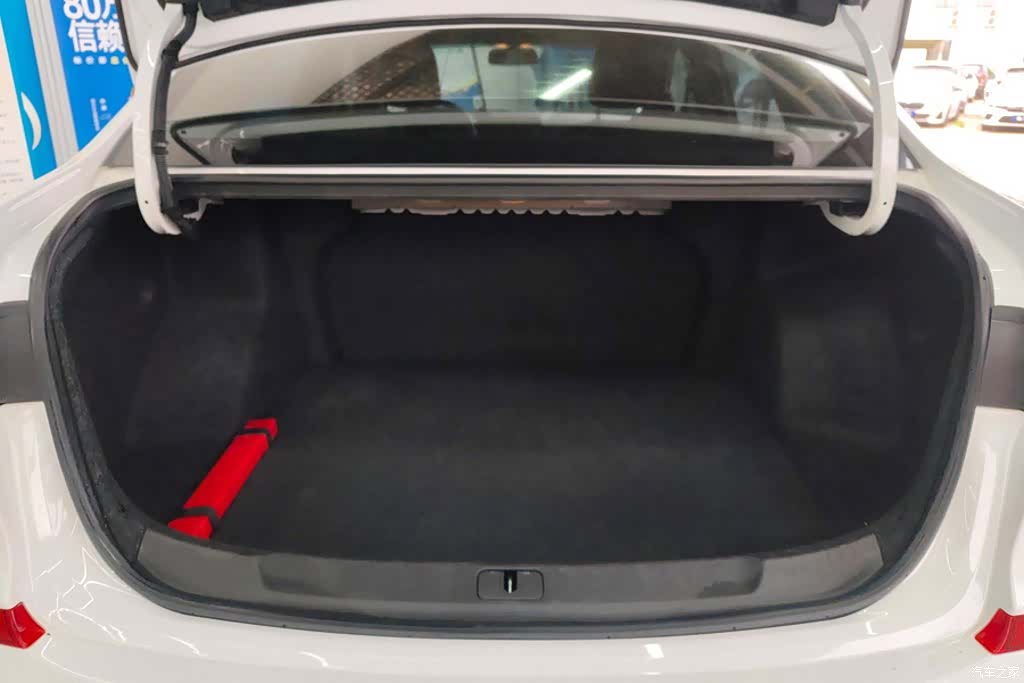 Chevrolet 320, 2021 4