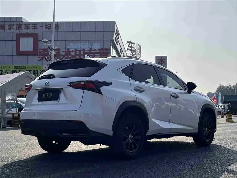 Lexus NX