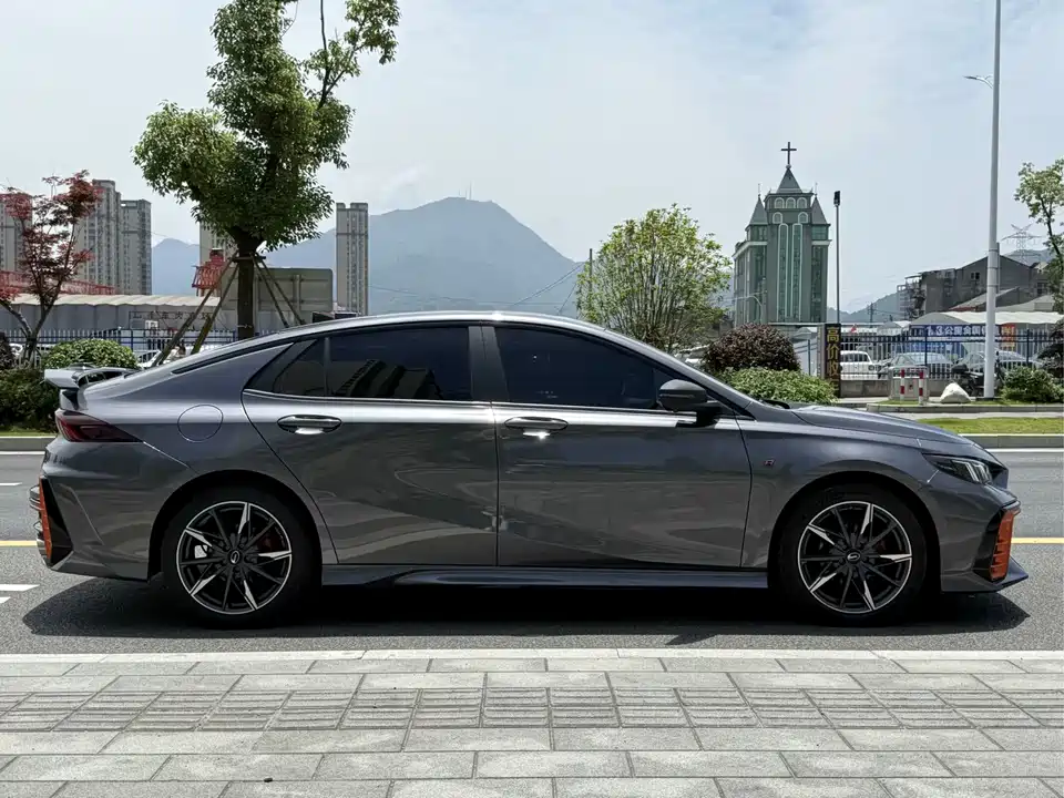 Trumpchi Shadow Leopard