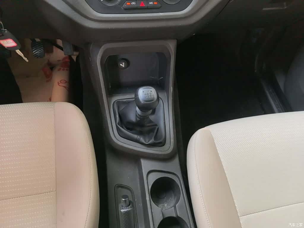 Wuling Hongguang, 2023 14