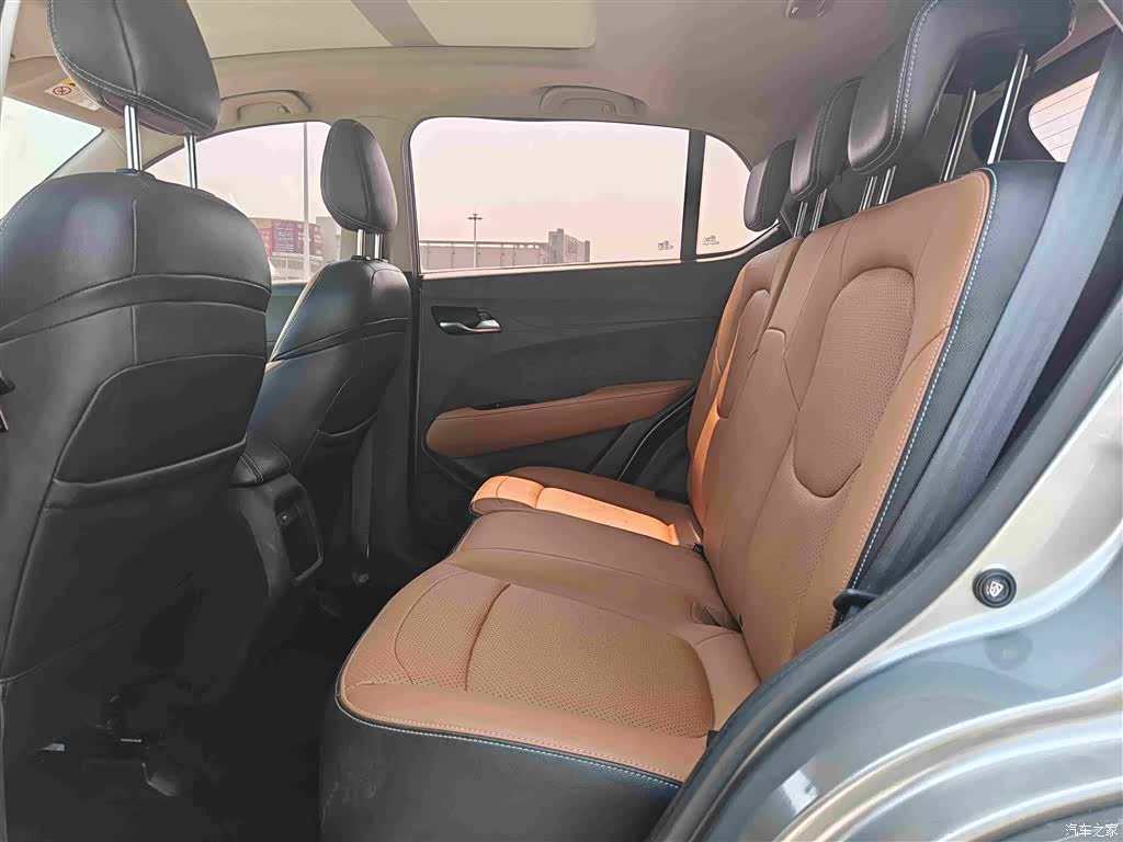 Wuling 510, 2019 13