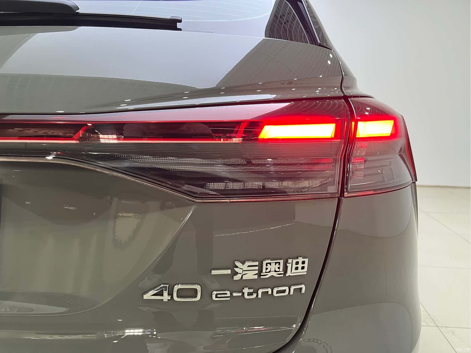 Audi Q4 e-tron, 2023 15