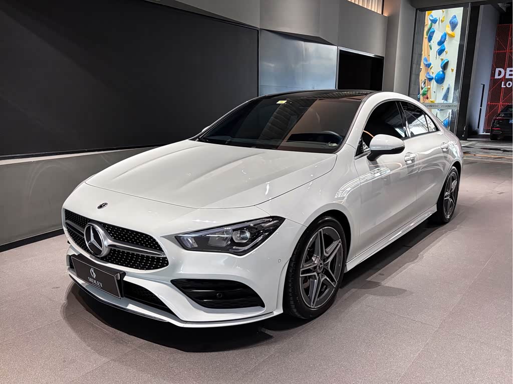 Mercedes-Benz CLA