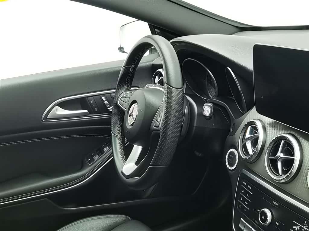 Mercedes-Benz CLA, 2018 22