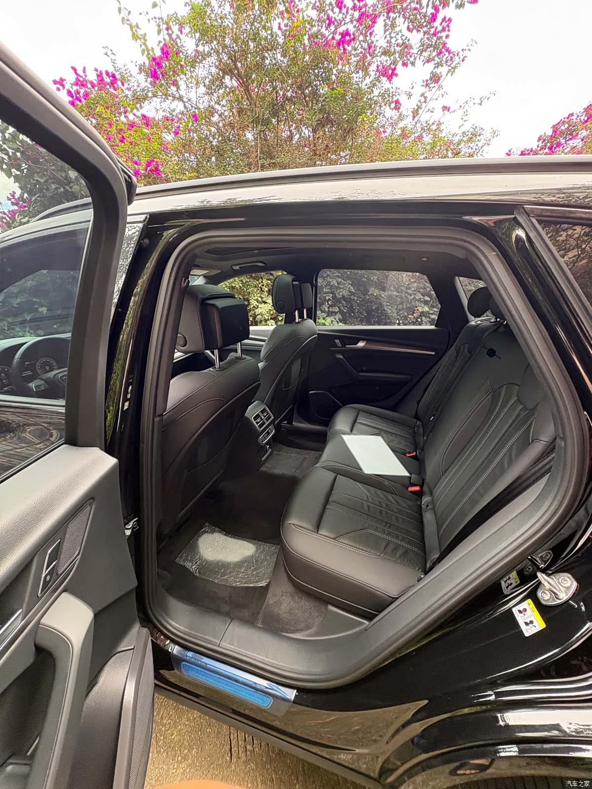 Audi Q5L, 2024 6