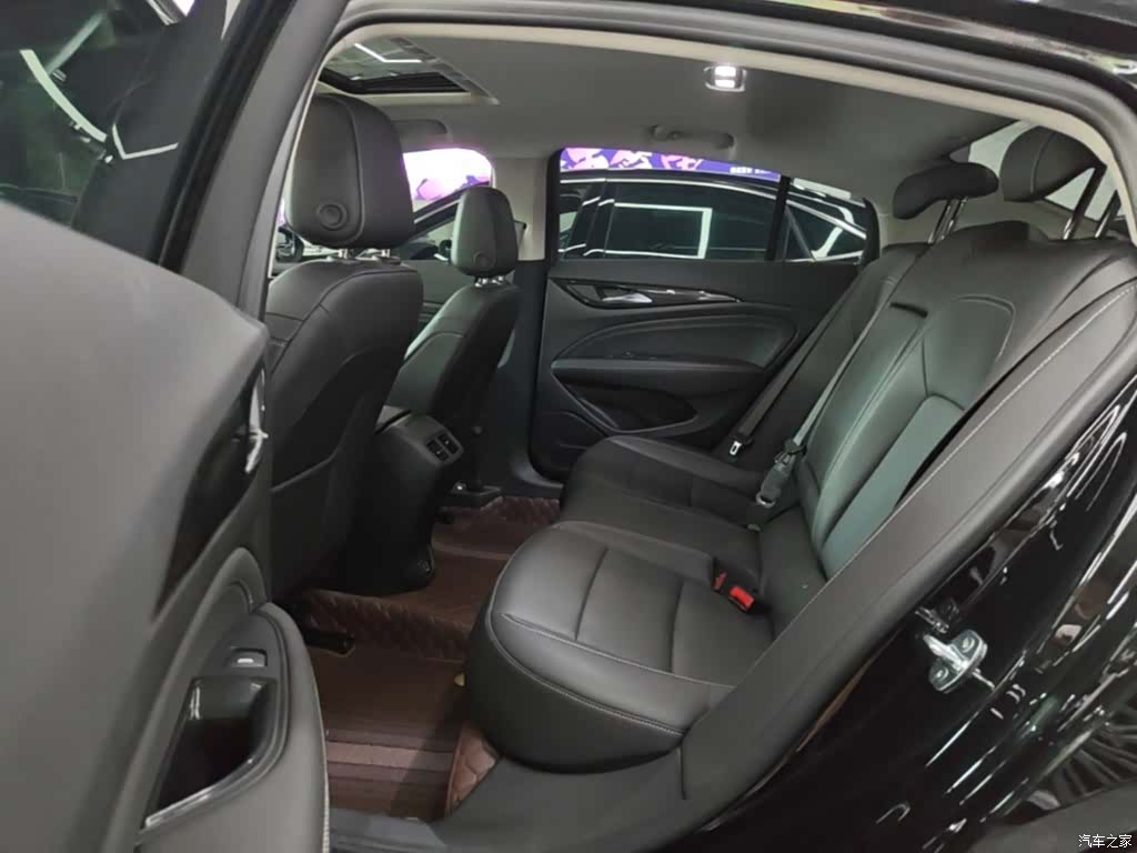 Buick Regal, 2025 17