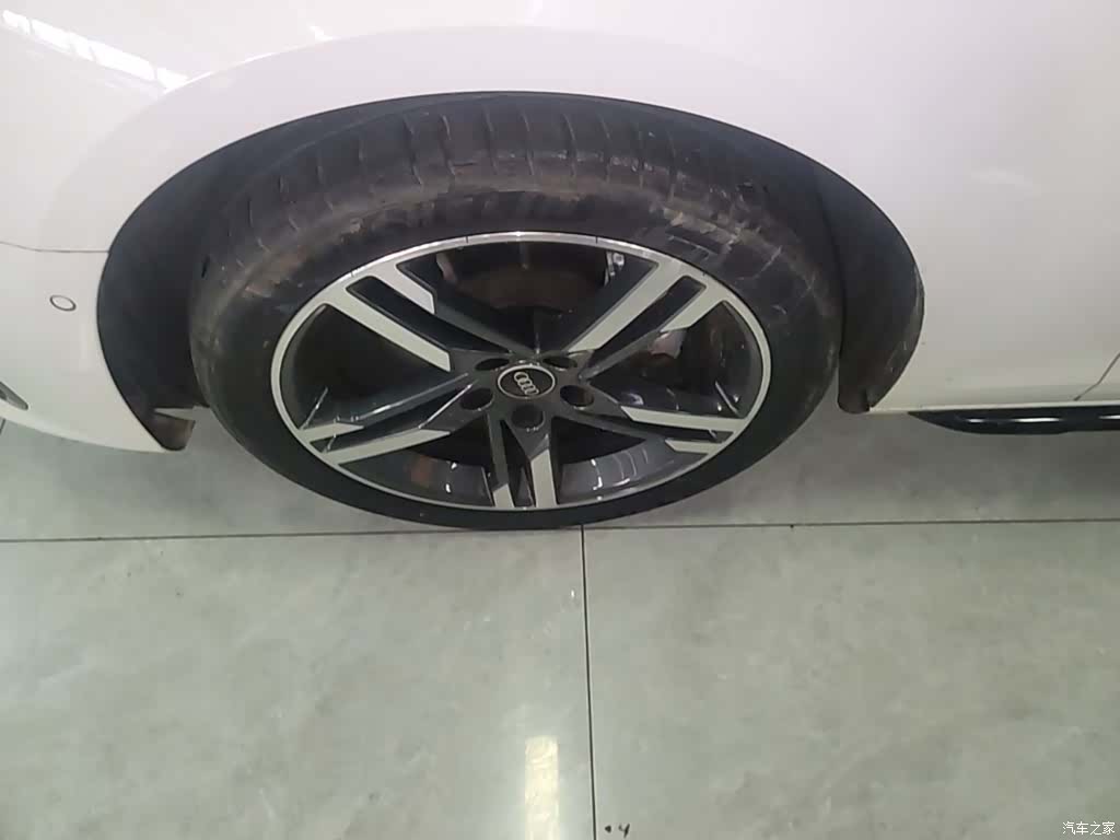 Audi A4L, 2022 23