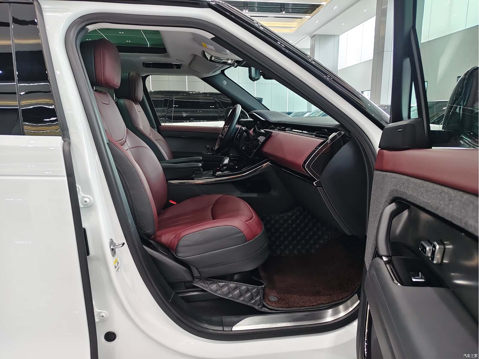 Land Rover Range Rover, 2024 23