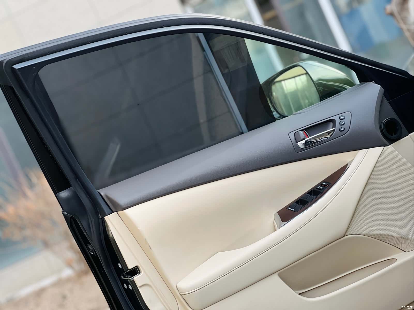 Lexus ES, 2010 4