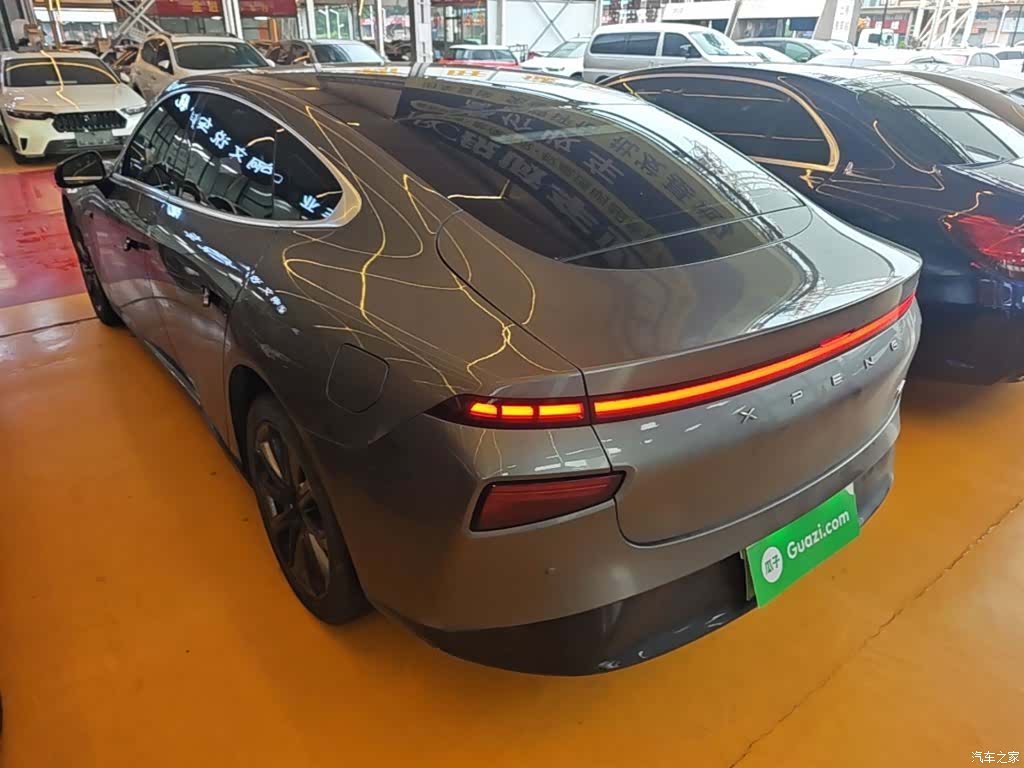 Xpeng P7, 2022 все фото