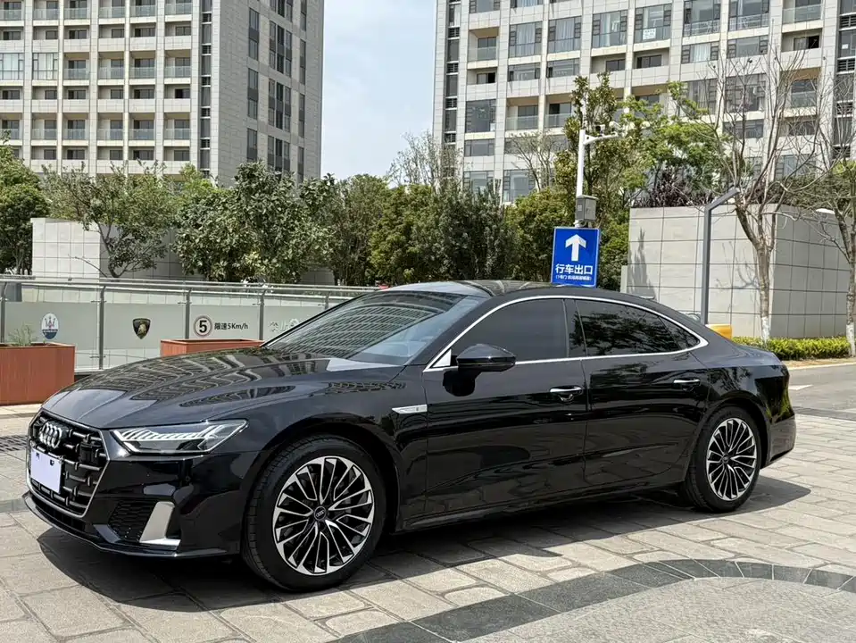 Audi A7L
