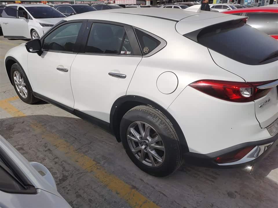 Mazda CX-4