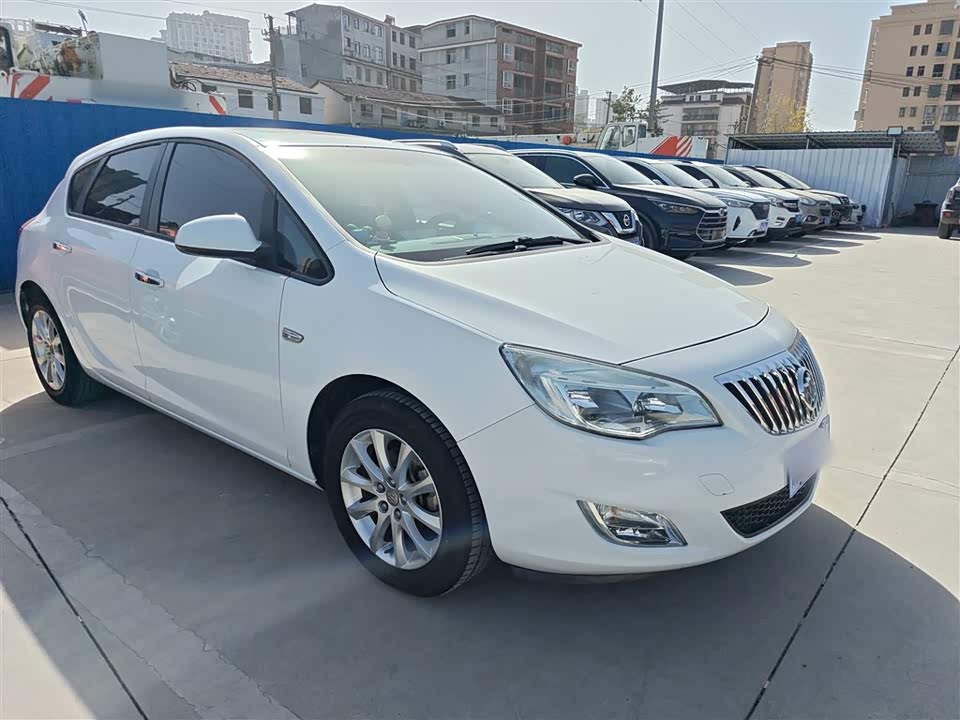 Buick Yinglang