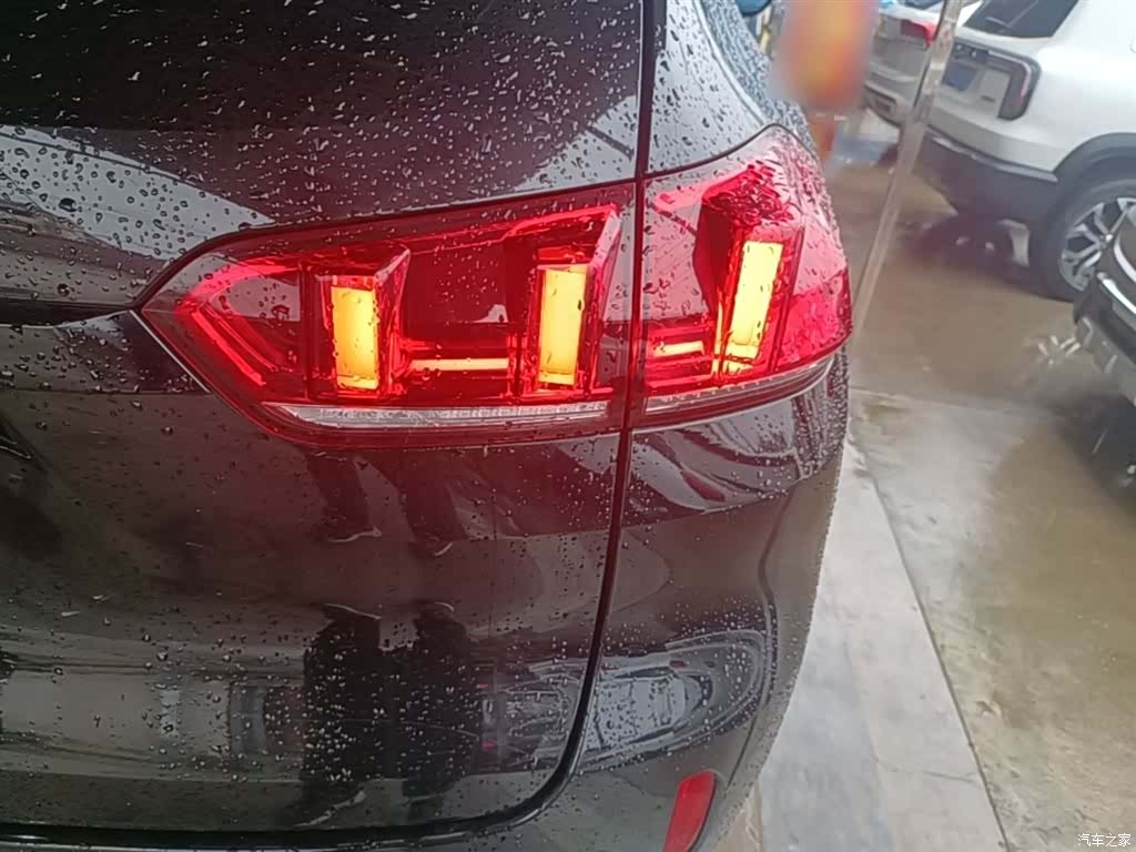 WEY VV5, 2018 8