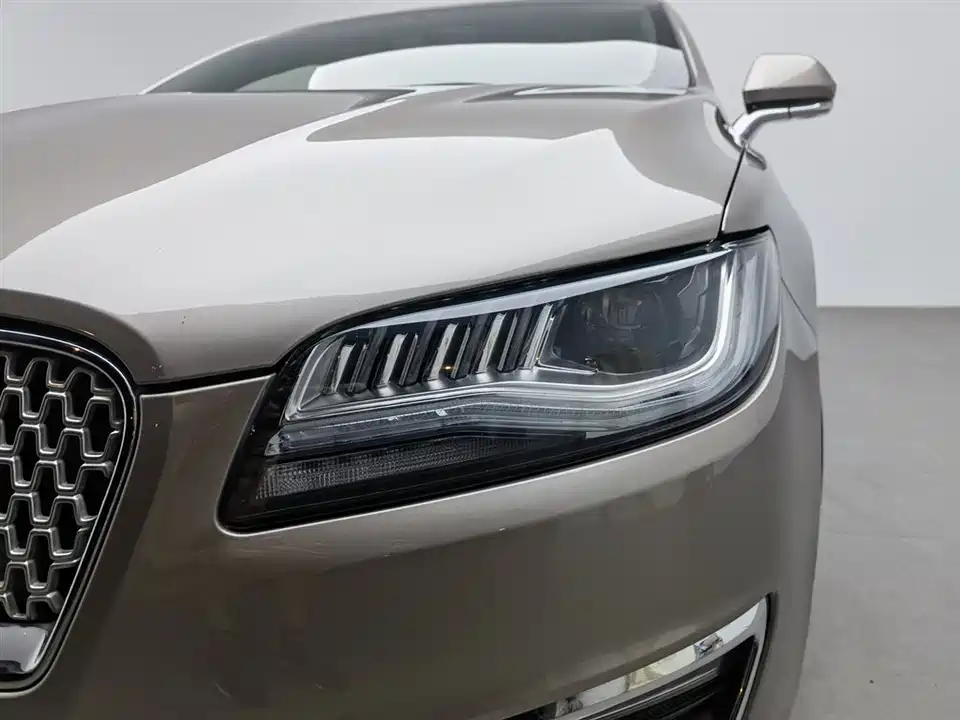 Lincoln MKZ