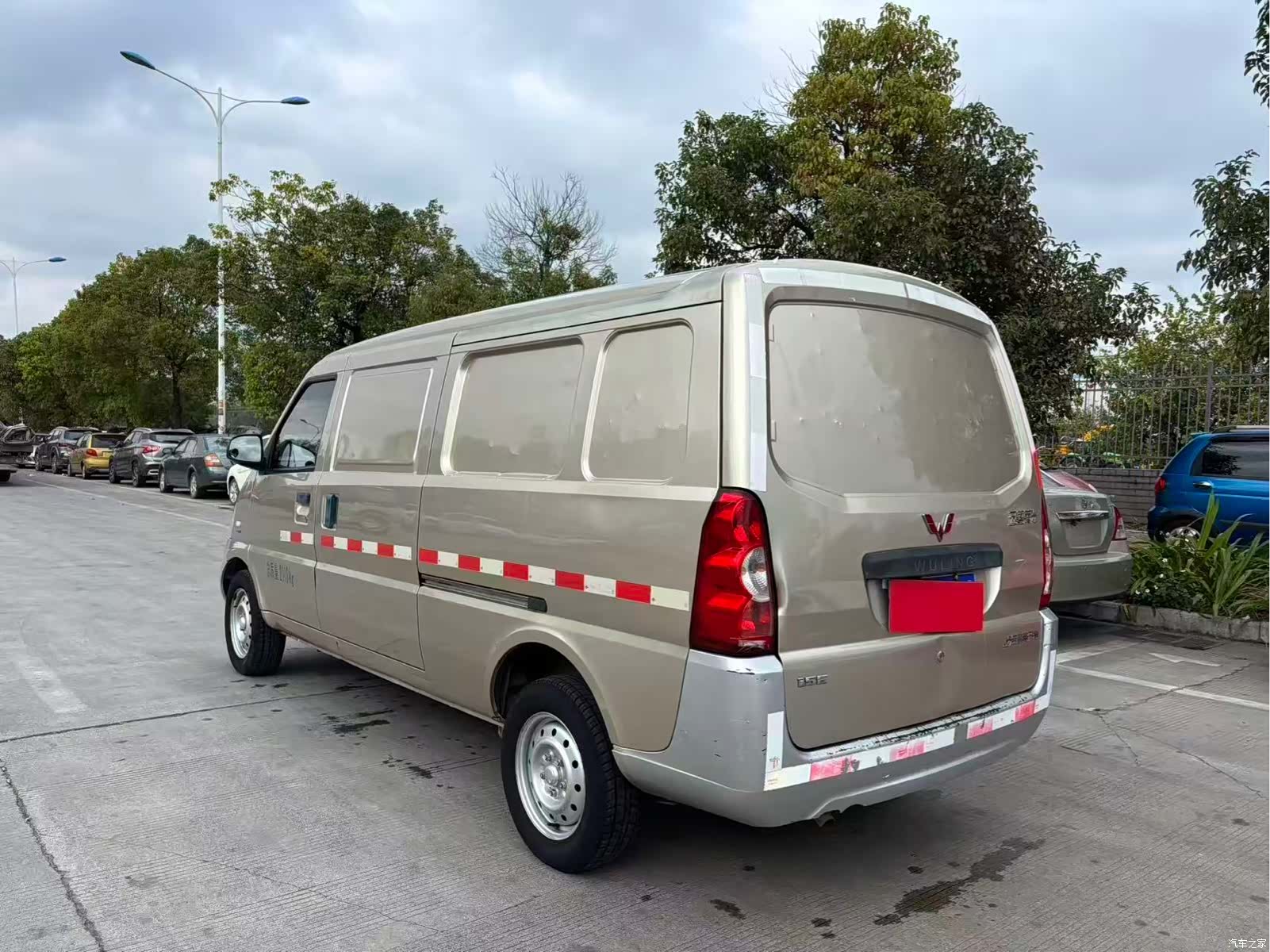 Wuling L3C, 2021 9