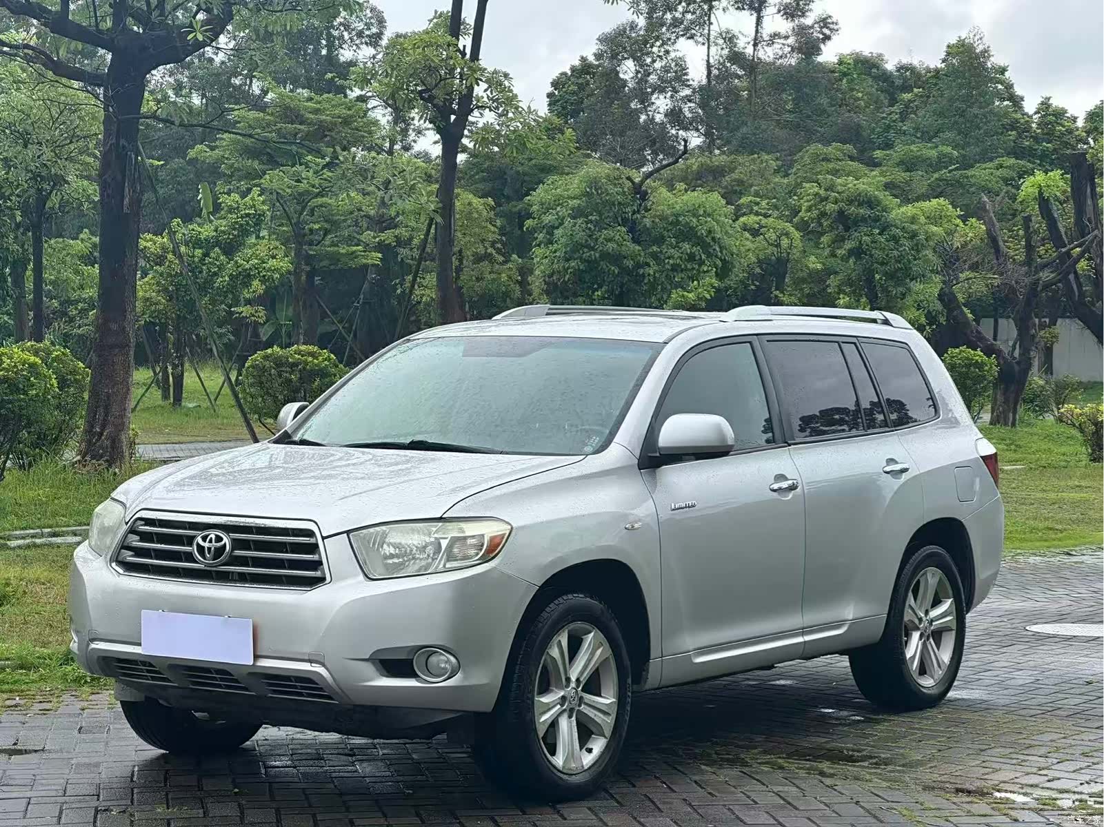 Toyota Highlander, 2008 1