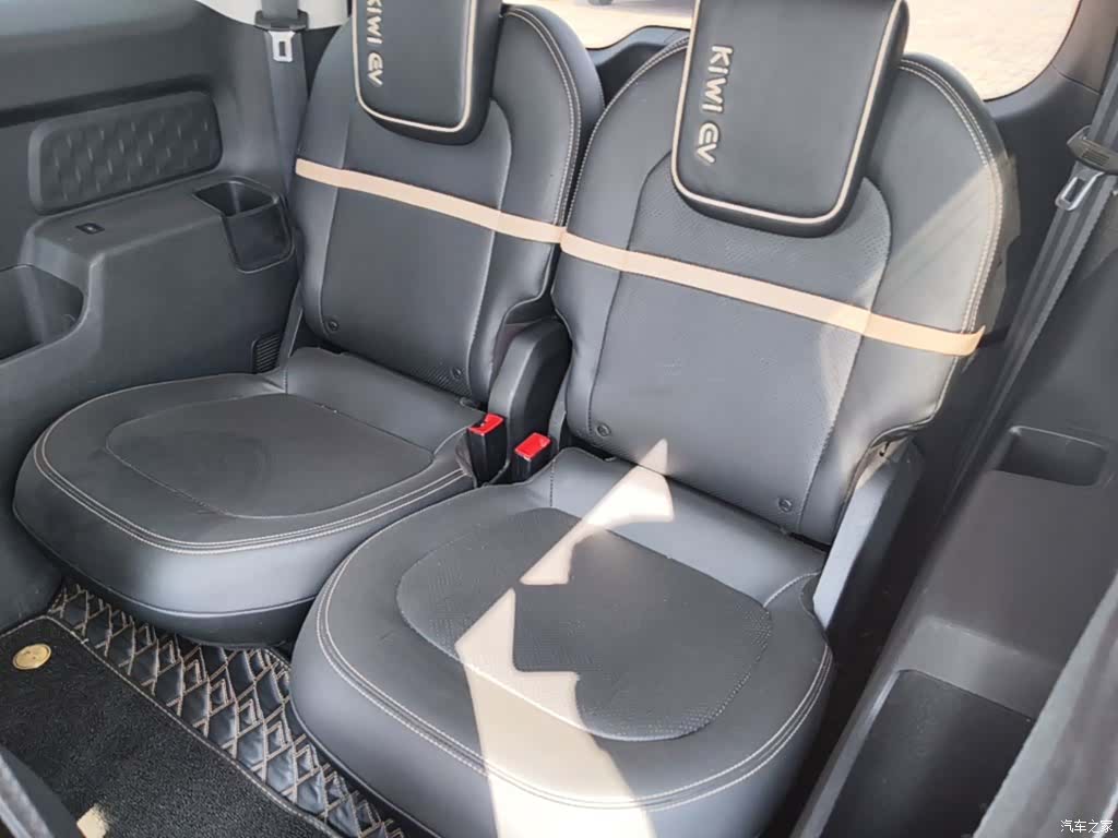 Wuling KiWi, 2022 13