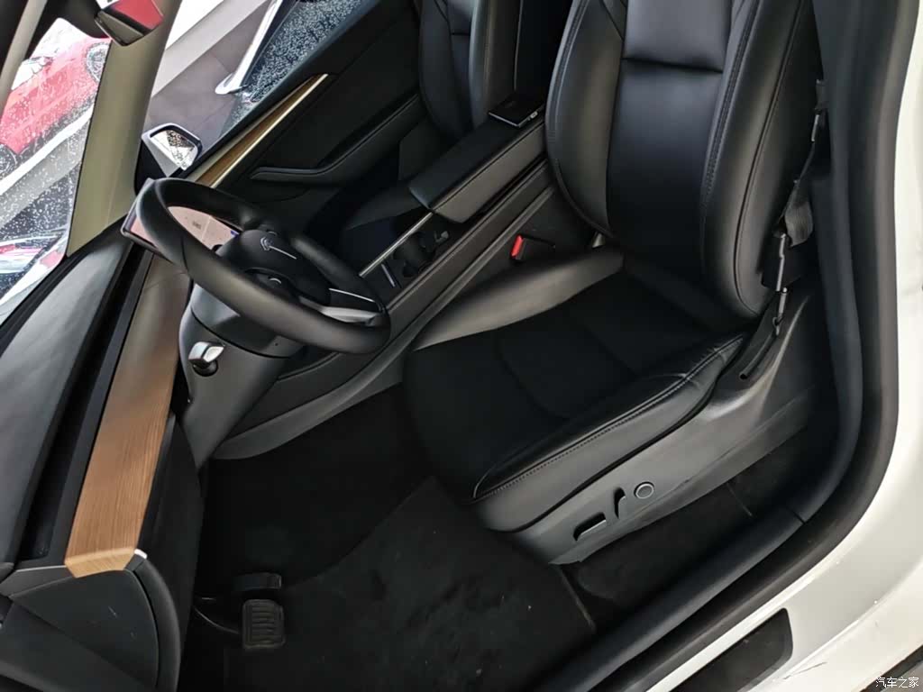 Tesla Model Y, 2021 15