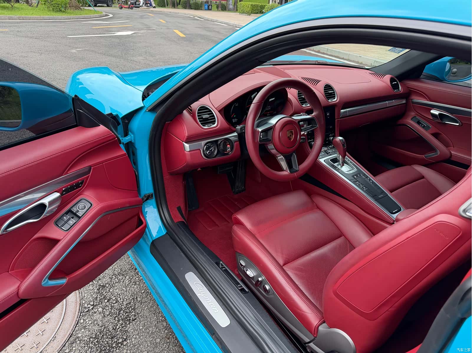 Porsche Cayman, 2018 15