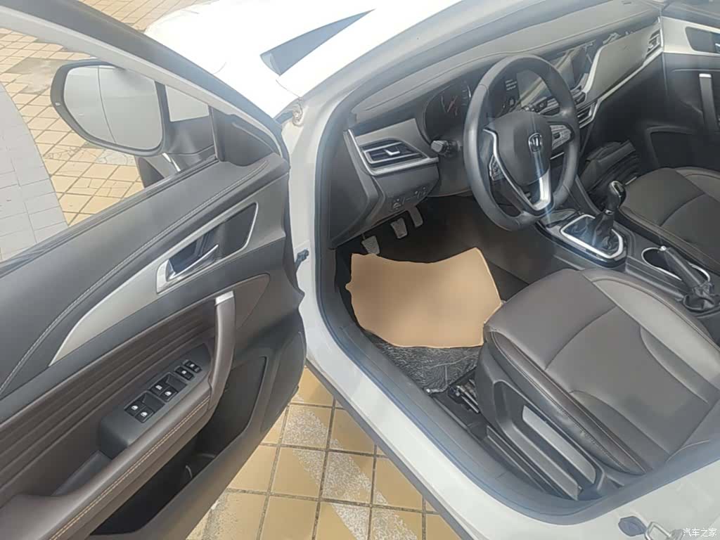 Changan CS35, 2019 16