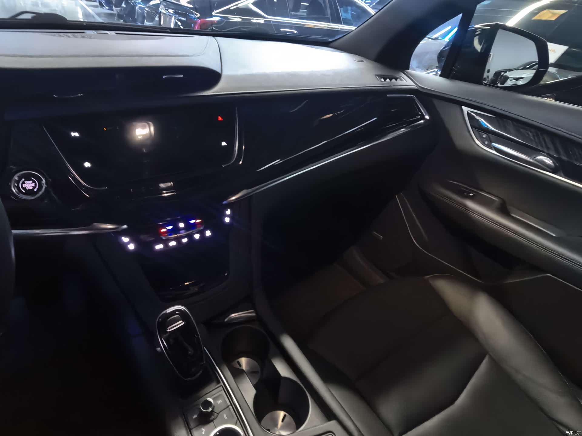 Cadillac XT6, 2021 9