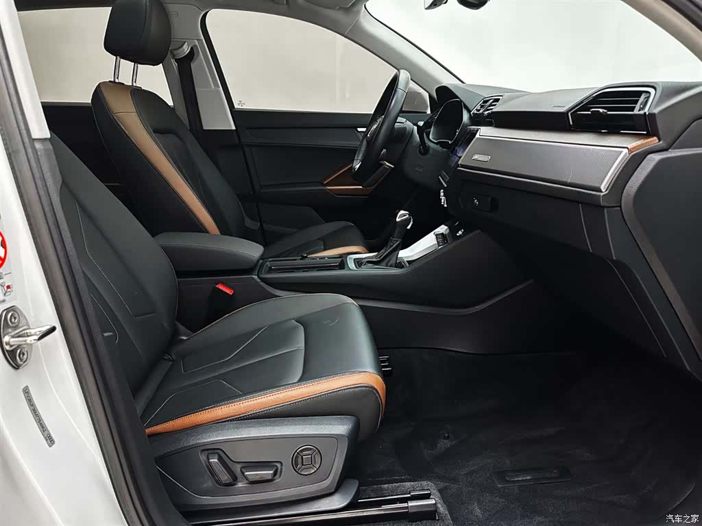 Audi Q3, 2022 20