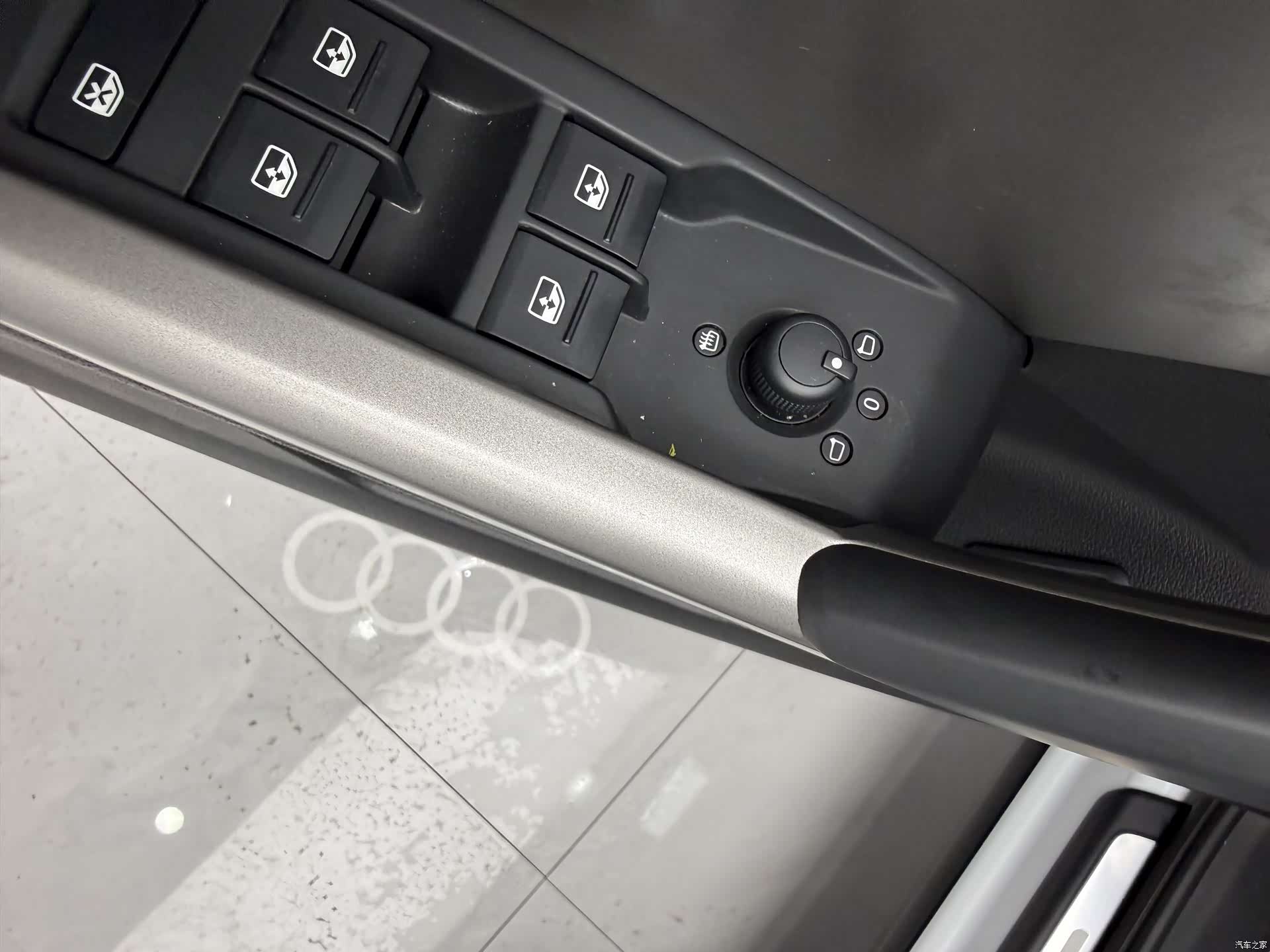 Audi Q3, 2022 8