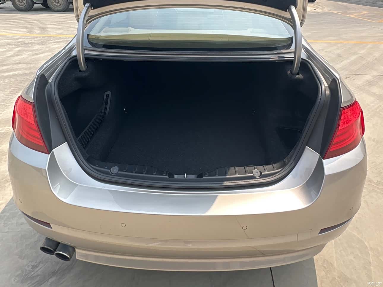 BMW 5 Series, 2012 15