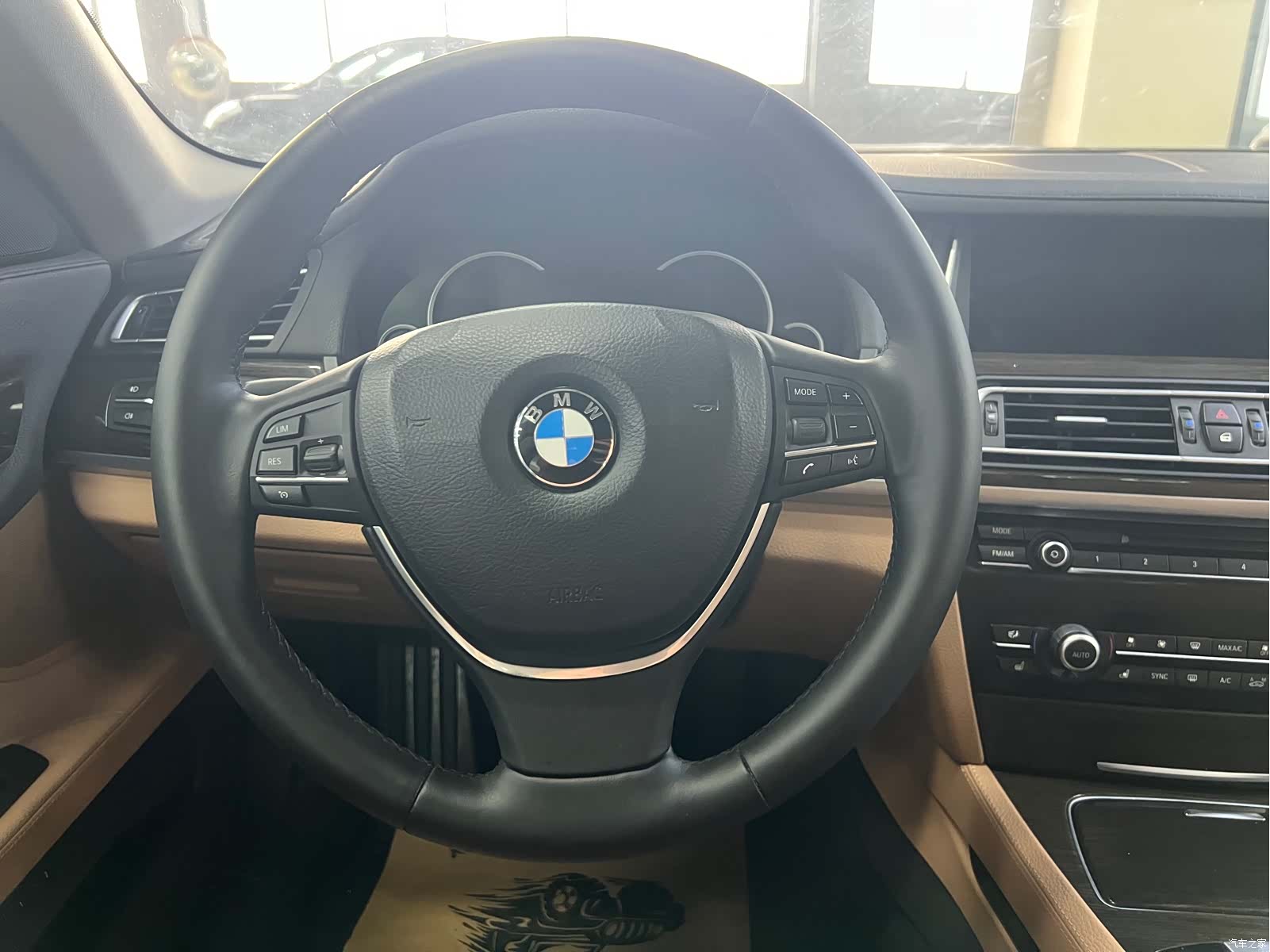 BMW 7 Series, 2016 10