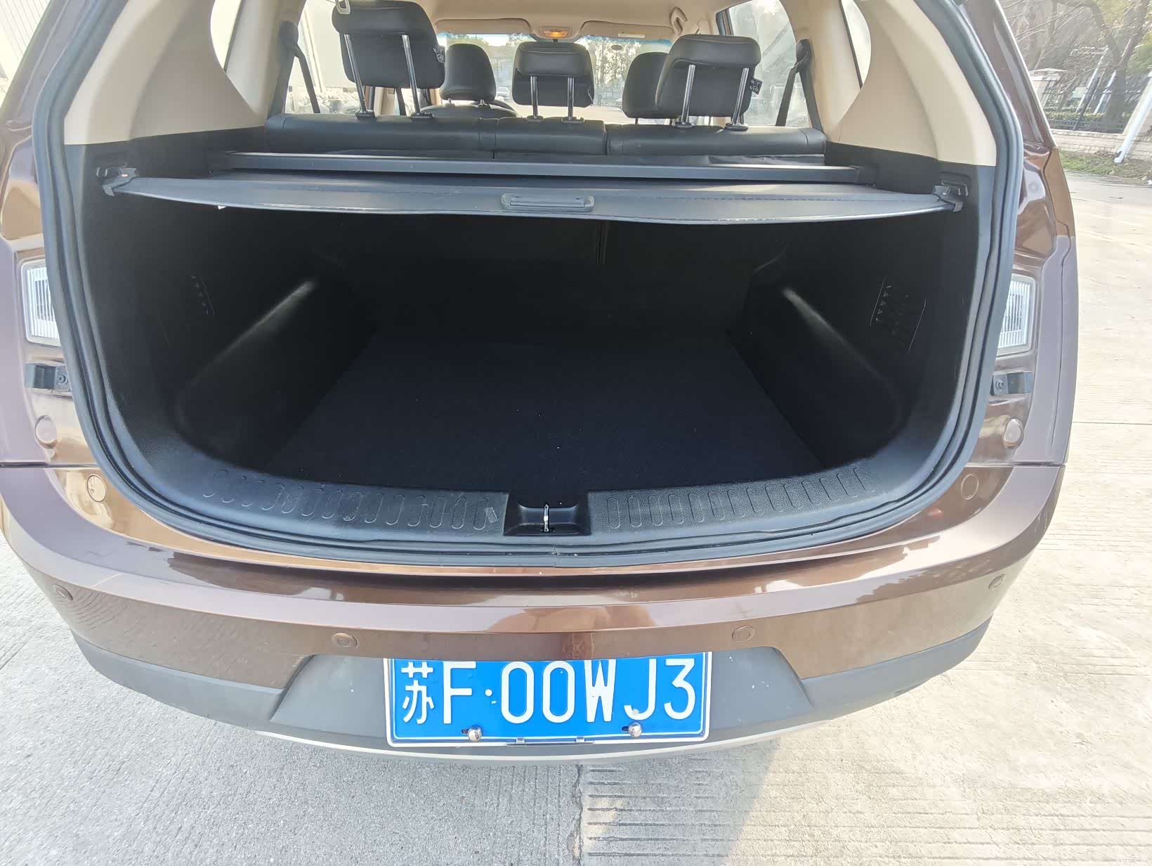 Wuling 560, 2016 18