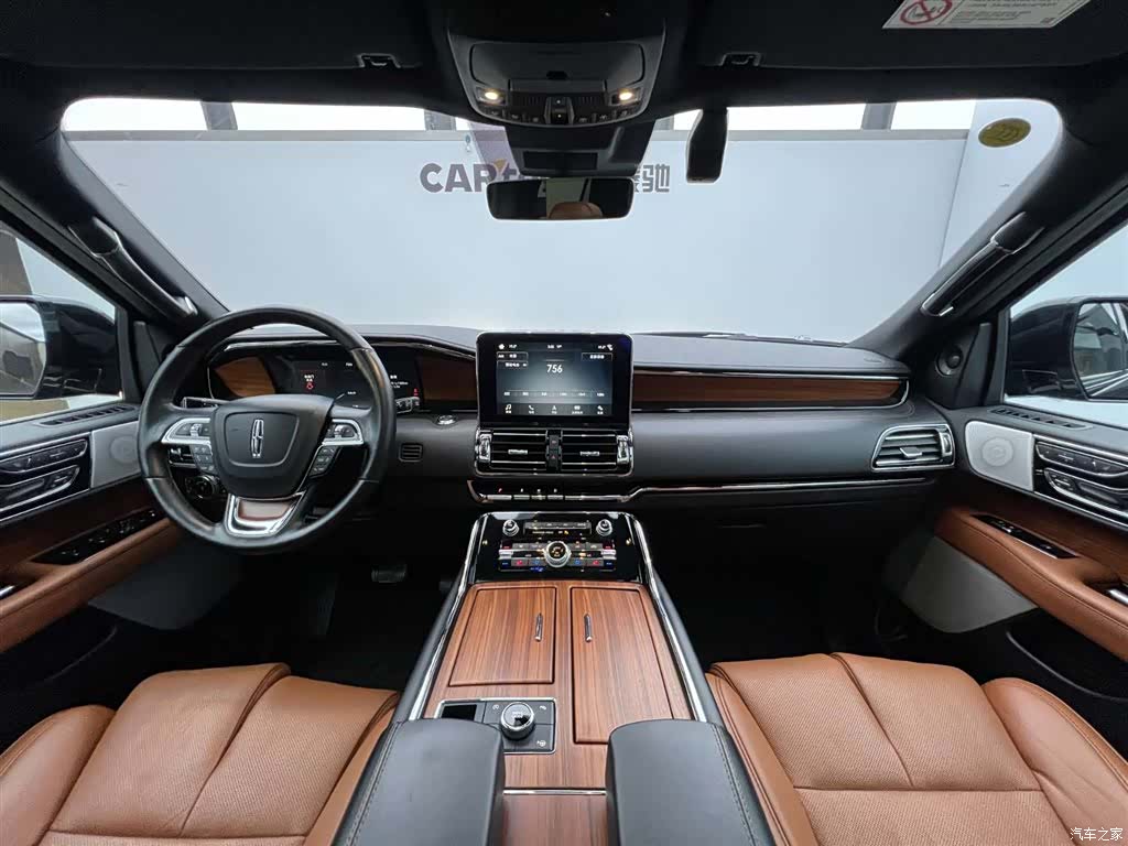 Lincoln Navigator, 2019 15