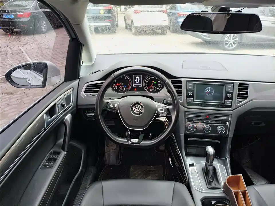 Volkswagen Golf*Jiayu