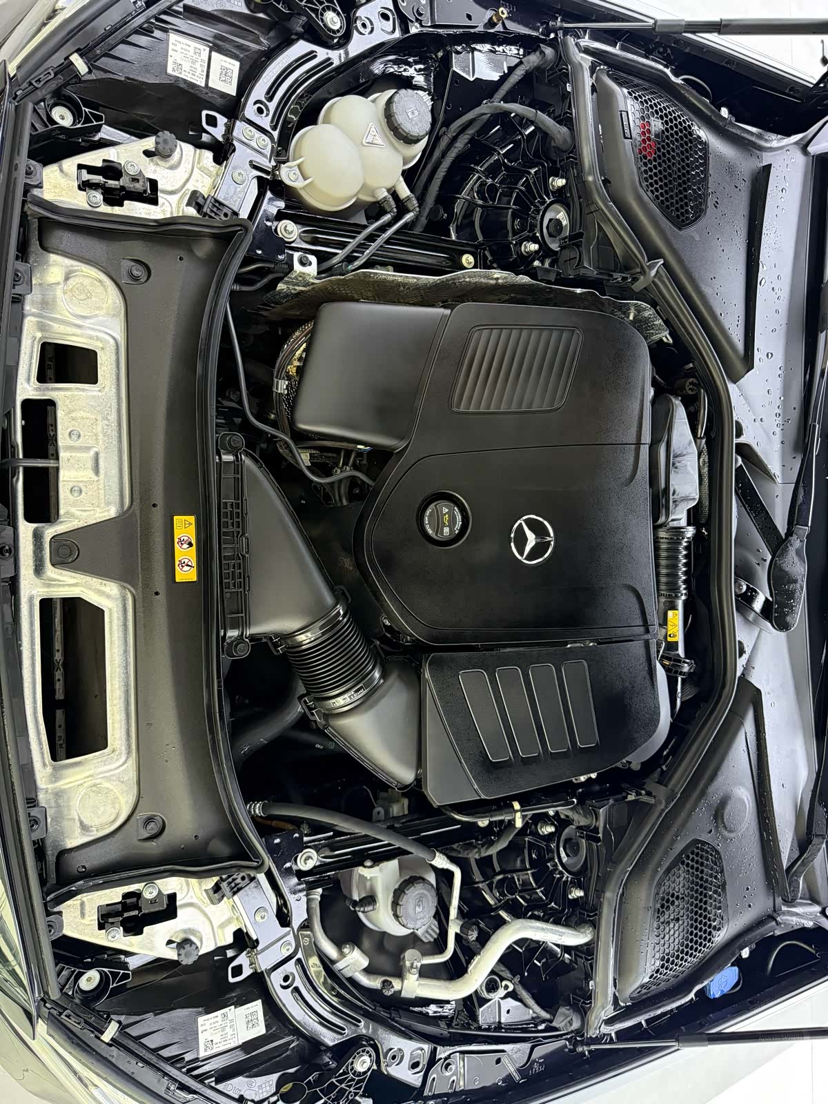 Mercedes-Benz E-Class, 2024 6