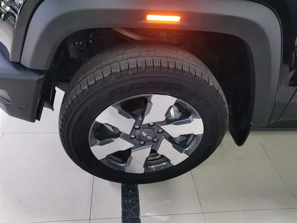 Beijing BJ40 range extension