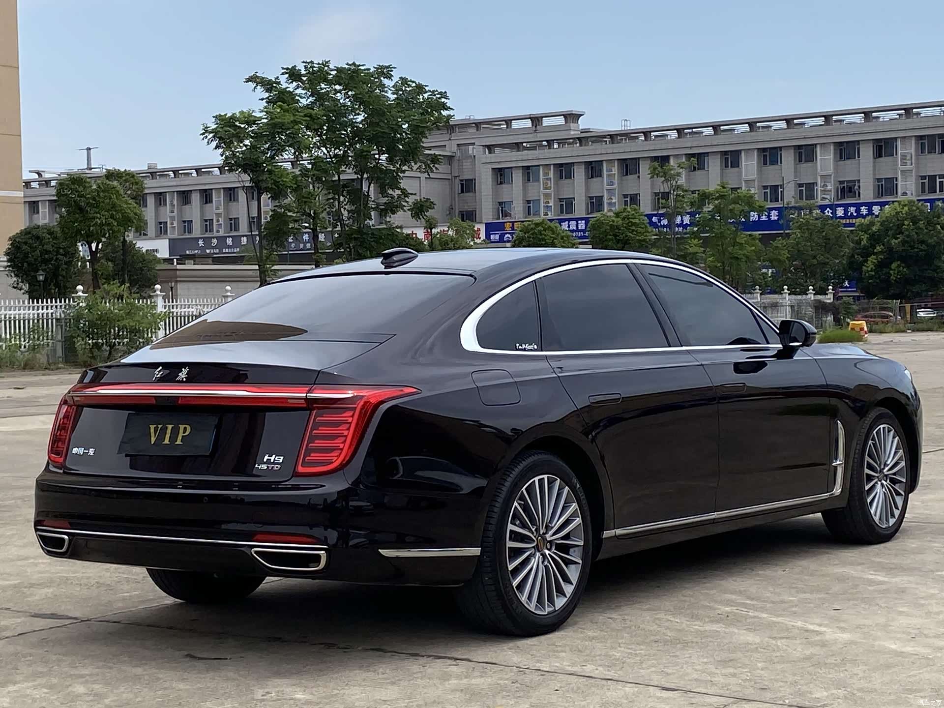 Hongqi H9, 2022 19