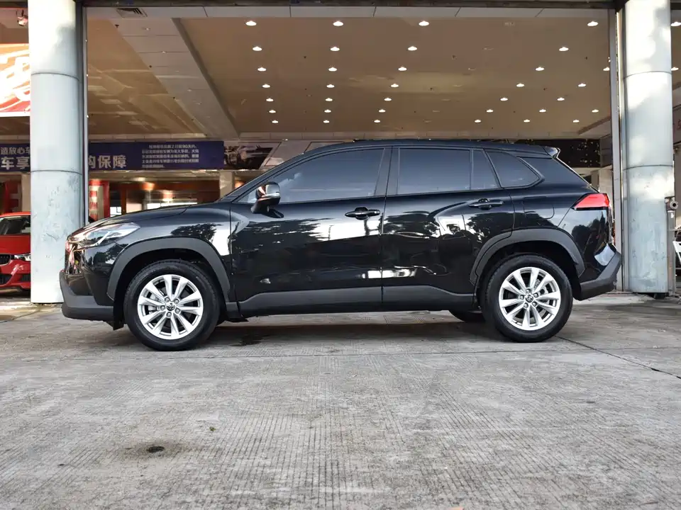 Toyota Corolla Sharp amplifier